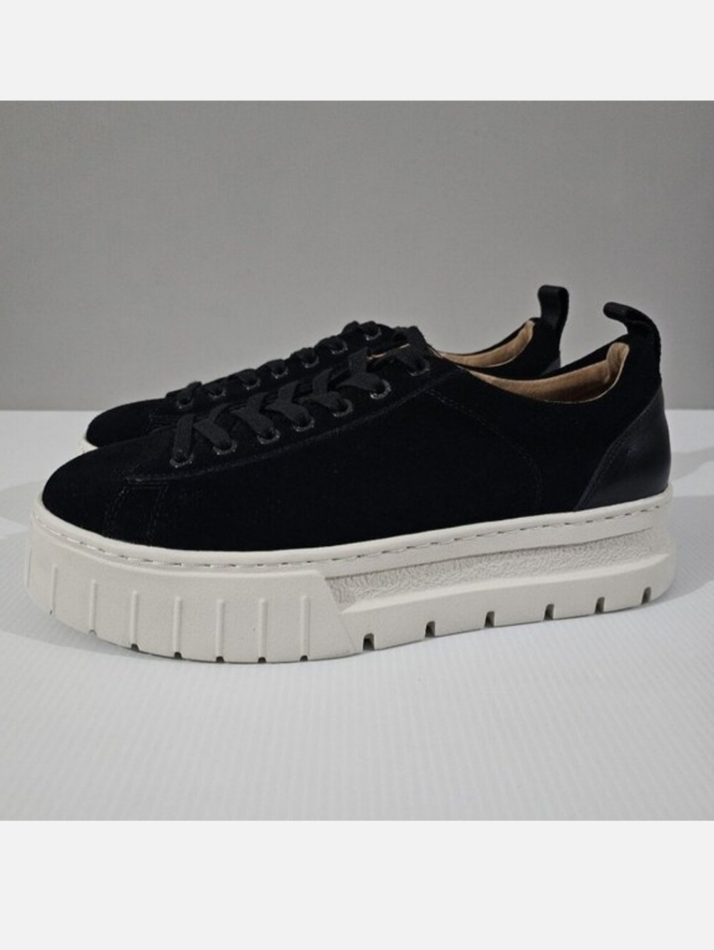 J/Slides Roger Platform Sneaker Womens 11 Black Suede White Chunky Sole NEW